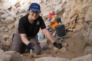 Student from Tel Aviv University excavating at Tel Azekah